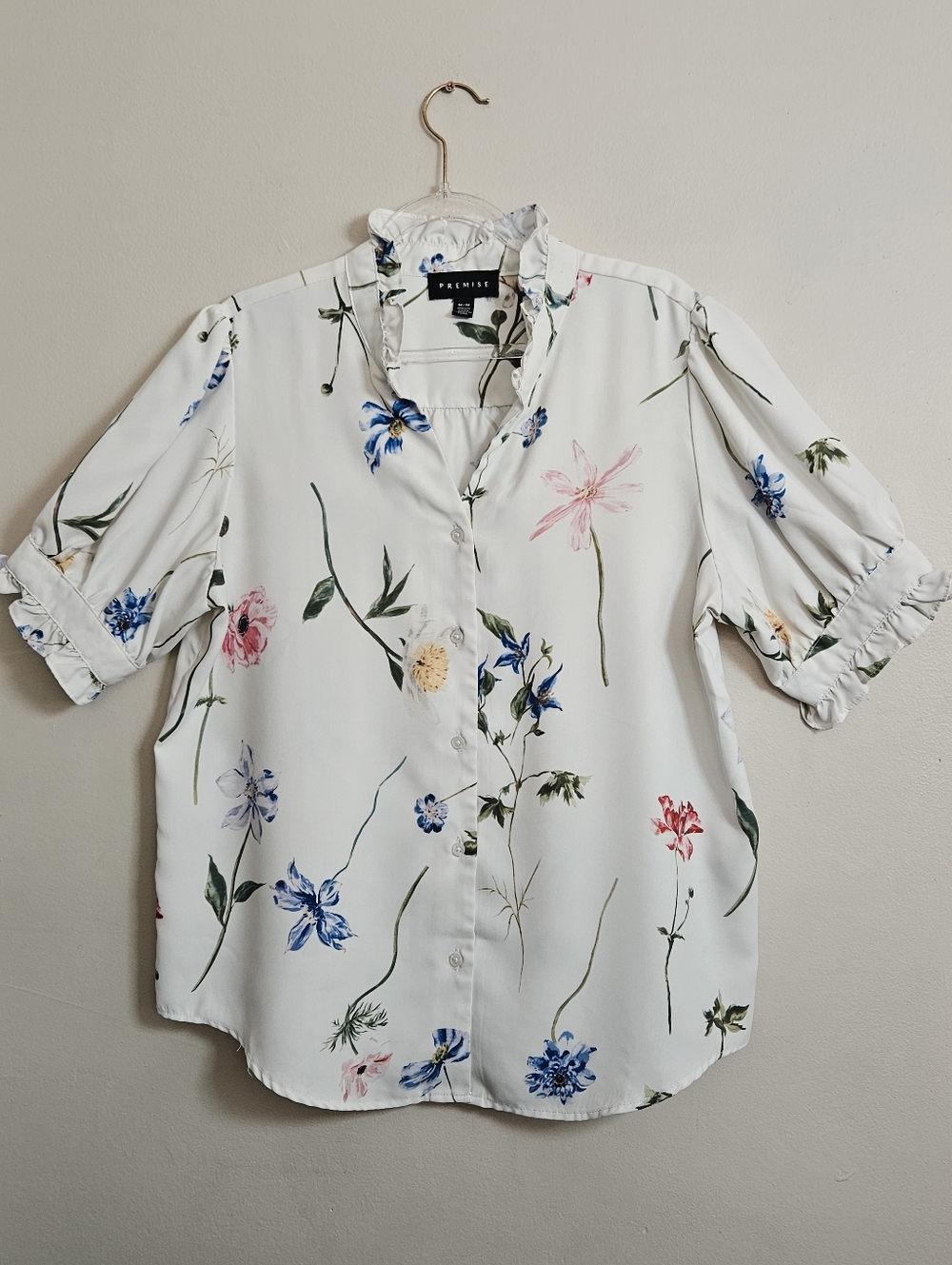 Premise Floral Boho White Flirty Blouse Short Sleeve Button down Top Size Medium